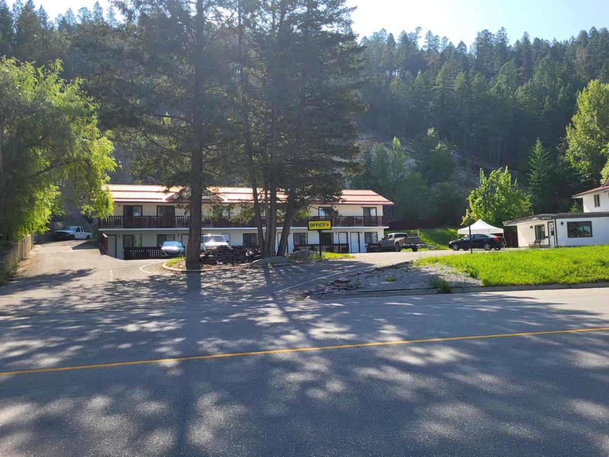 Alpen Motel Radium Hot Springs Buitenkant foto