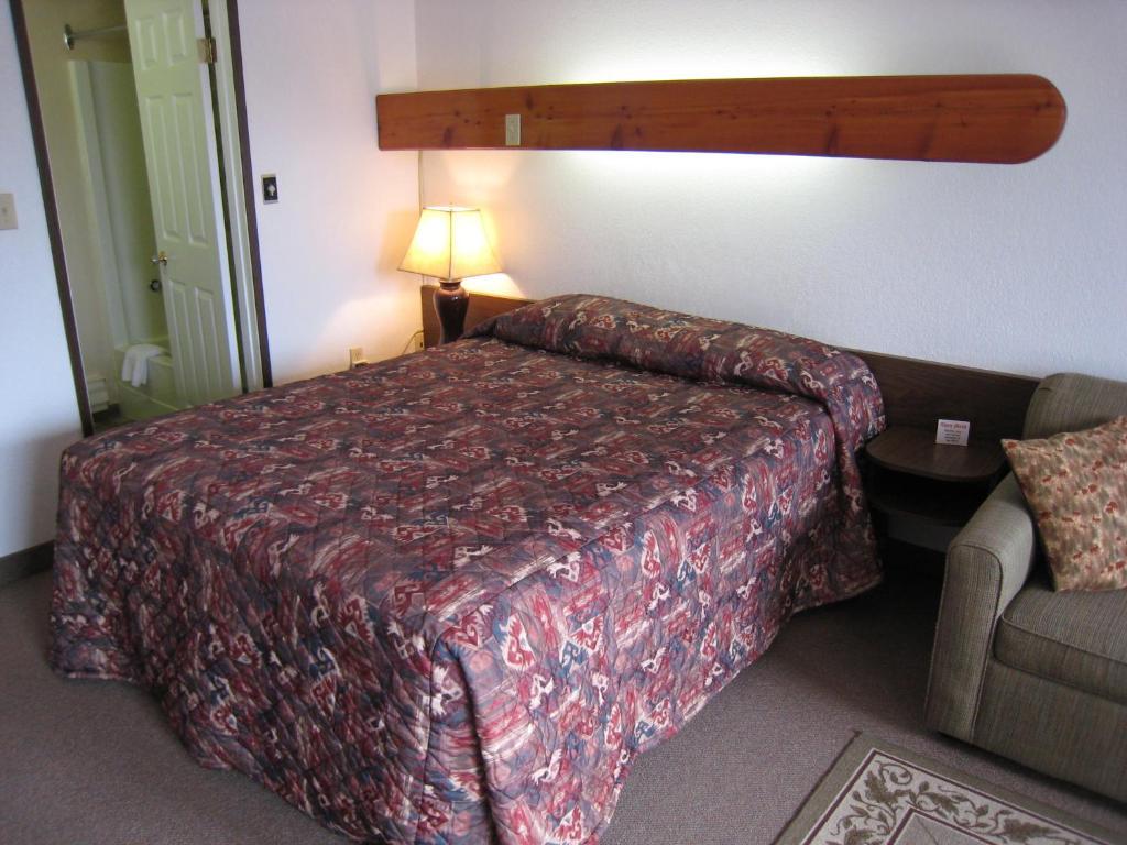 Alpen Motel Radium Hot Springs Kamer foto