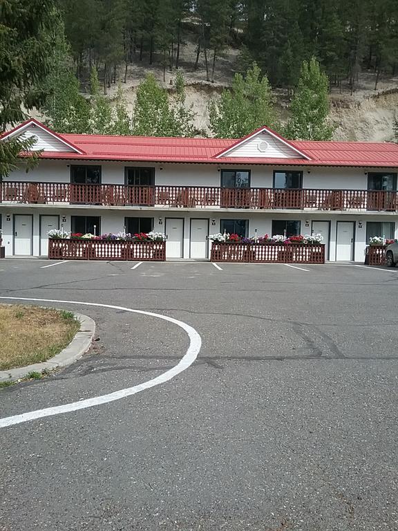 Alpen Motel Radium Hot Springs Buitenkant foto